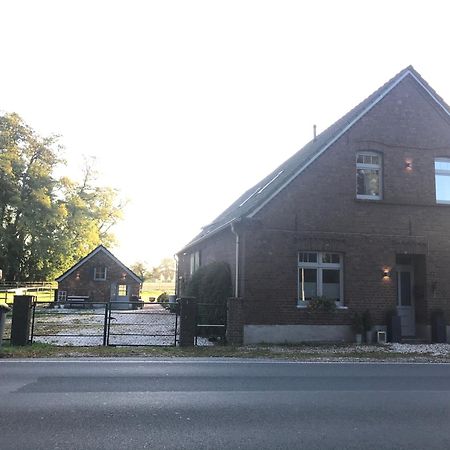 Ks Kotten Bed And Breakfast Rees Exterior foto
